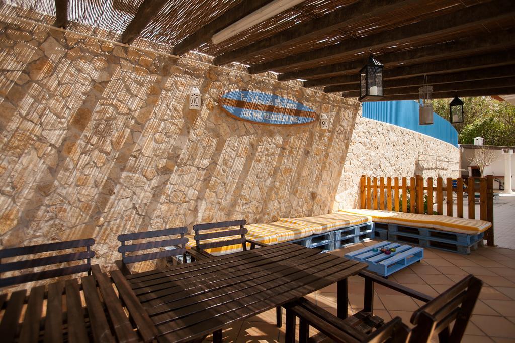 Ericeira Chill Hill Hostel & Private Rooms - Sea Food Exterior photo