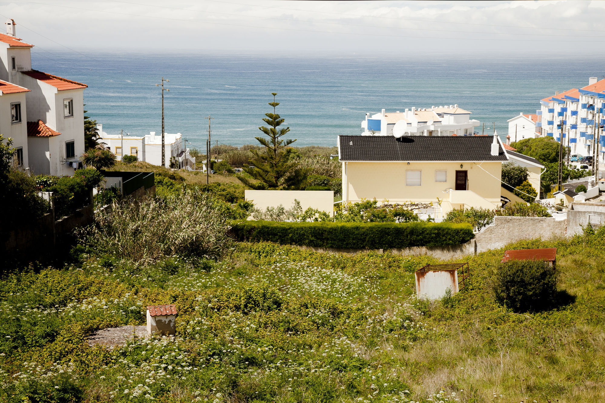 Ericeira Chill Hill Hostel & Private Rooms - Sea Food Exterior photo